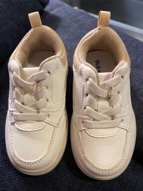 Old Navy  White Toddler Sneakers with Brown Trim & Bottoms